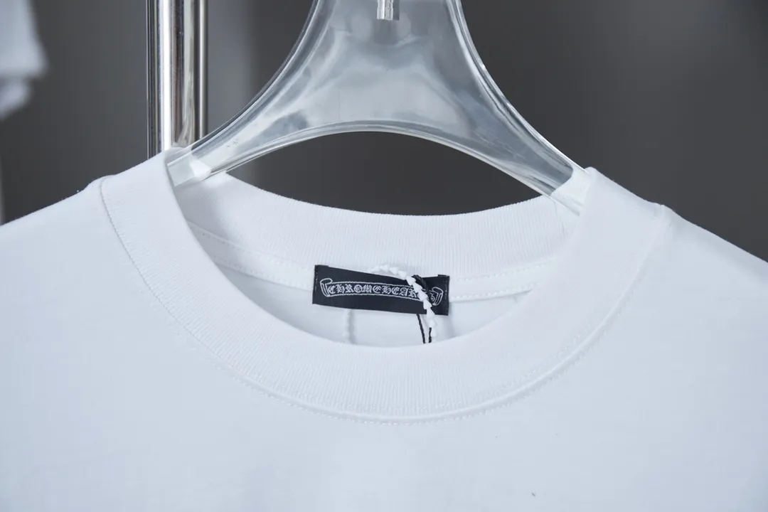 🅿️210 Ch*ome Hearte 25SS early spring new model, short-sleeved with Kro heart logo, hot diamonds, light luxury, essential item for daily commuting for men and women, correct version, welcome to compare, detailed features · 320g 100% pure cotton double yarn jersey fabric · Custom dyed in the same vat, special thickened 32 pieces double-strand 1X1 thread · Digital direct printing ➕ Australian imported pearlescent diamond ➕ Three-dimensional stone heart cross · Ready-made garments are dyed, then faded and fried with snowflakes, then washed to make them look old · General washing to improve the effect · Double-needle stitching and cross-stitching process · Original main mark, washed tag, branded moisture-proof paper packaging Color: white/black/yellow Size: S/M/L/XL